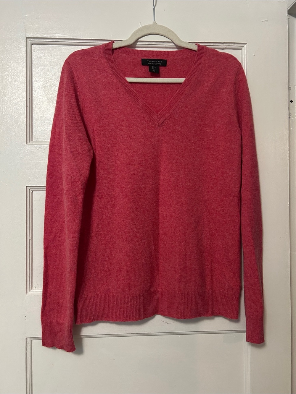 Tahari Cashmere Pink V-Neck Women's Sweater